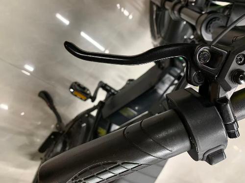 brake handle view 3