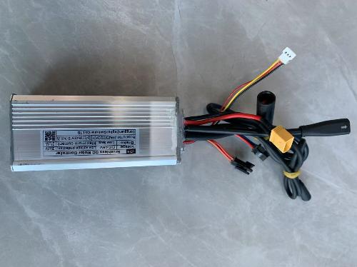 Controller for 750 watt motor of ebike view 3